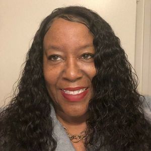 Meet your Posher, Carol